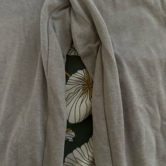 VUORI Halo Essential Wideleg Pant Dark Salt Heather (cream) XL EUC - Picture 4 of 4